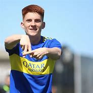 Valentín Barco defendiendo con Boca Juniors